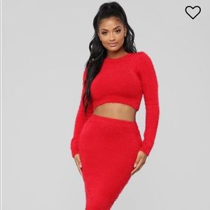 Fashion Nova Cuddle Up to Me Fuzzy Set -Red